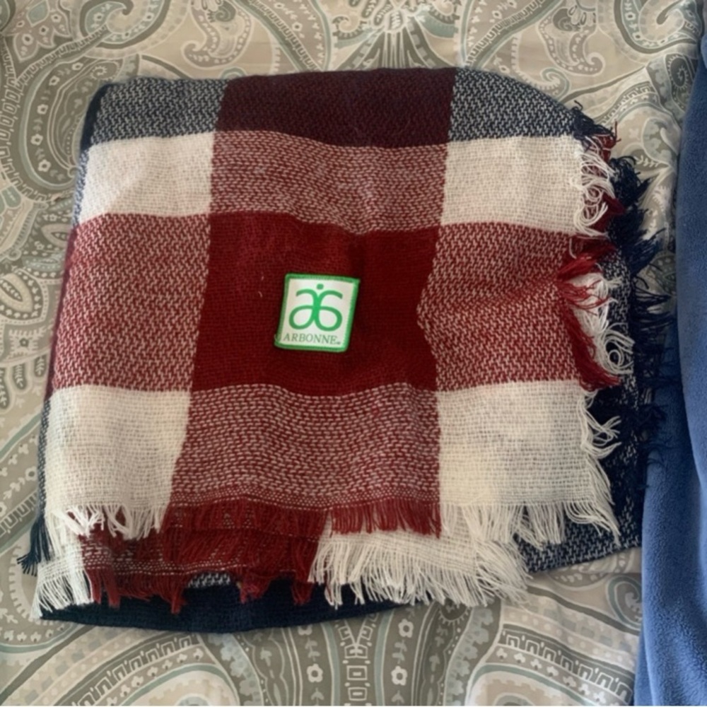 Arbonne Scarf
